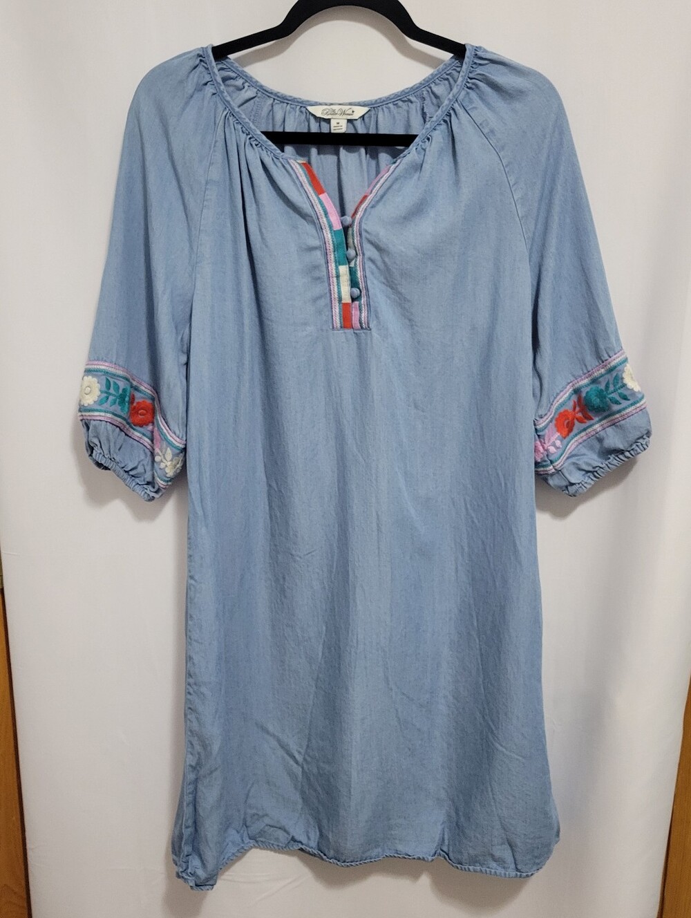 The Pioneer Woman Light Blue Embroidered Dress. Size M